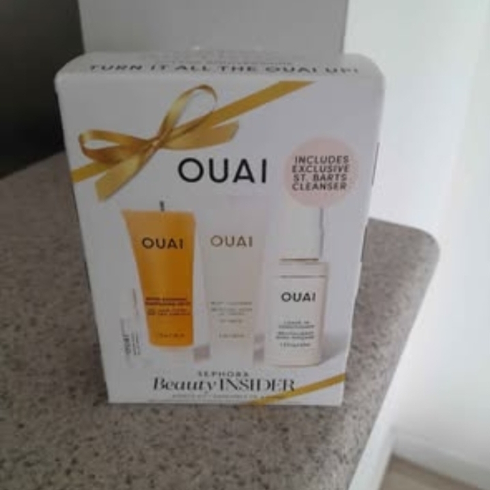 OUAI Cleanser & Exfoliant Set - White and Gold